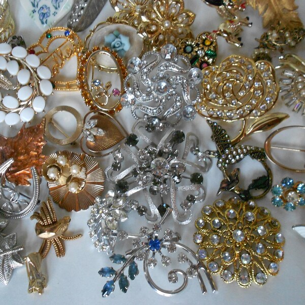 Vintage 38 brooch lot all wearable for gifts, resell, repurpose, recycle, upcycle- free US ship