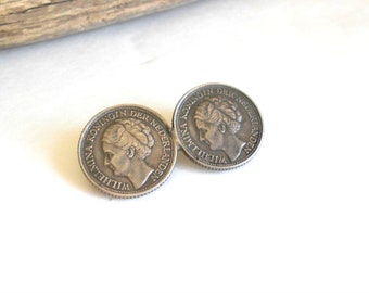 Vintage coin brooch, Wilhelmina Koningin der Nederlanden solid silver brooch or pin, ca.1944