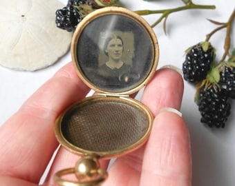 Antique Mourning Locket, 19th Century Civil War Era Tintype Photo Antique Locket