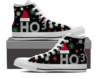 Sneakers alte personalizzate a tema natalizio per appassionati di scienza.