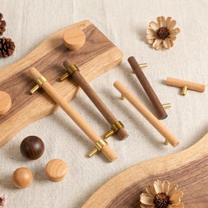 Regalo para el Día del Padre, pomos de latón para puertas, tiradores de madera de haya, tiradores de madera para armarios, herrajes para muebles, herrajes estilo boho, detalles de latón.
