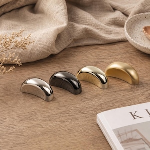 Titangriffe – Einzigartige Schrank- und Schubladenknöpfe, Schubladengriffe aus Silber und Messing, Kommodenknöpfe, Kleiderschrankgriffe, Schrankgriffe im Art-déco-Stil