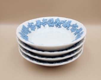 Set Of 4 Wedgwood Queensware Embossed Shell Edge Fruit Salad Bowls, 5" Diameter