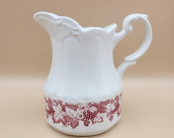 Sterling Colonial English Ironstone J & G Meakin England Creamer