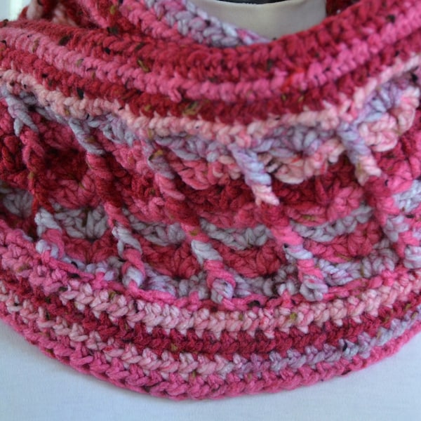 Crocheted Infinity Scarf, Crocheted Scarf, Women's Scarf, Girl's Cowl, Variegated Scarf, Pink Scarf, Handmade Cowl, Women's Accessories