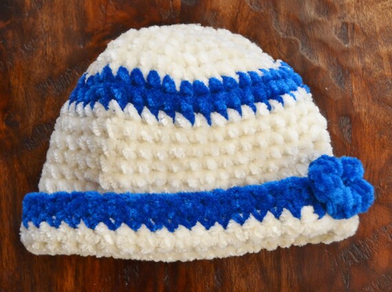 Crocheted Chenille Hat and Scarf Set, Chenille Scarf  display picture 2