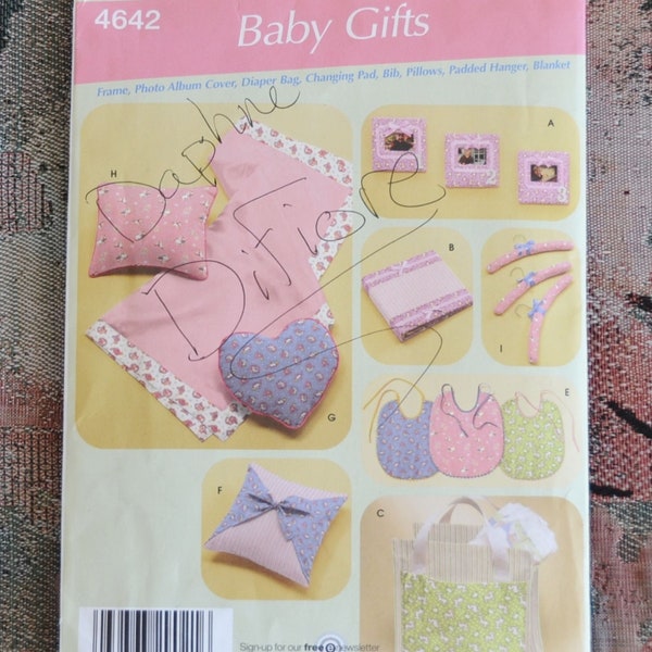 Baby Gifts Pattern 4642, Simplicity, Frame, Photo Album, Diaper Bag, Changing Pad, Bib Pillow, Heart Pillow, Blanket, Padded Hanger, UNCUT,