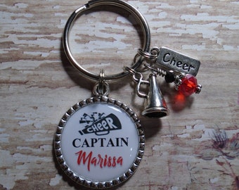 Llavero personalizado de la animadora con encantos