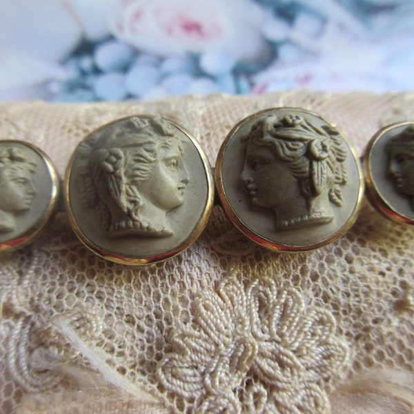 Antique Victorian 10K Lava Cameo Pin