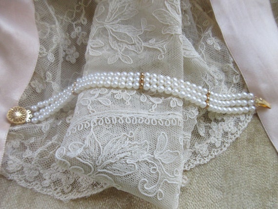 Vintage 14K Triple Strand Cultured Pearl Bracelet - image 7