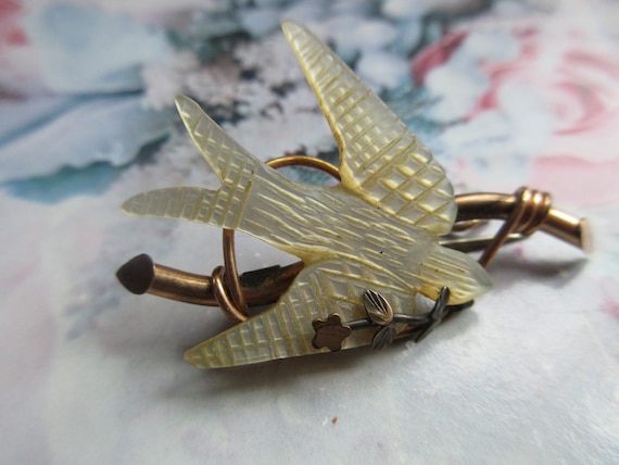 Victorian Antique Dove Of Peace Pin in Gold Fill … - image 1