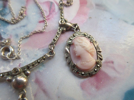 1920s Sterling Carved Shell Cameo Necklace Lavali… - image 4