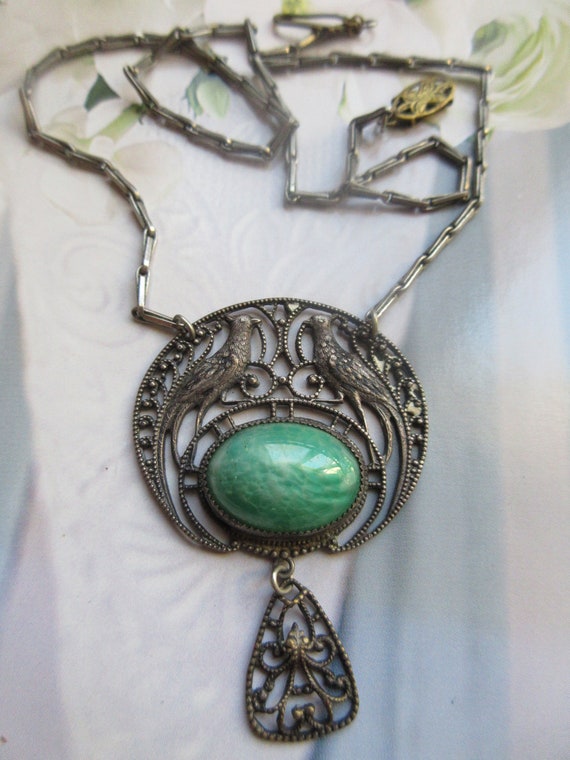 Vintage 20s 30s Peking Glass Peacocks Necklace