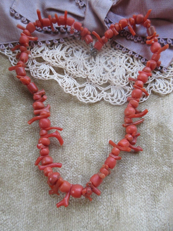 Older Vintage Carved Natural Coral Necklace