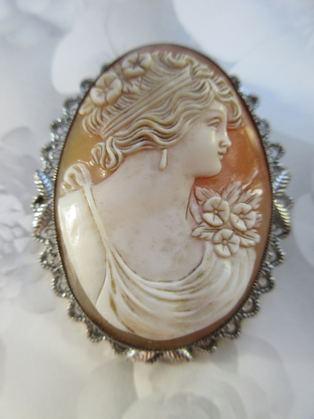 Vintage Deco Carved Shell Cameo Silver Toned Filigree Frame Pin Pendant ...