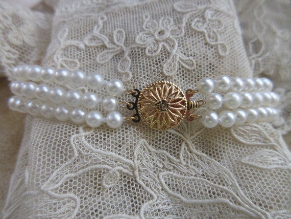 Vintage 14K Triple Strand Cultured Pearl Bracelet - image 3