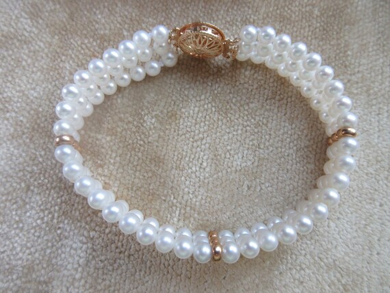 Vintage 14K Triple Strand Cultured Pearl Bracelet - image 5