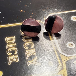 Mini stud earrings