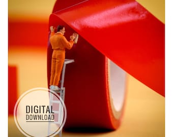 Muurdecoratie met bureaucratische rompslomp, miniatuurfoto's van werknemers, printbare afbeeldingen met bureaucratische humor.