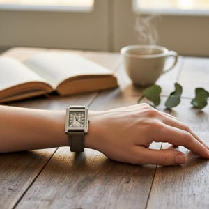 Luxury rectangular Tank Watch — Roman-Numeral Slim-Strap Dress Watch, Vintage Minimalist Statement Watch for Women