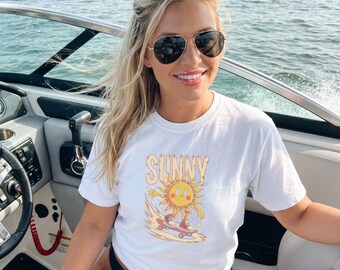 SUNNY Skateboard Shirt, Retro Sun Graphic Tee, Groovy Summer Skate Apparel, Vintage Cartoon Sun Mascot Gift for Skater