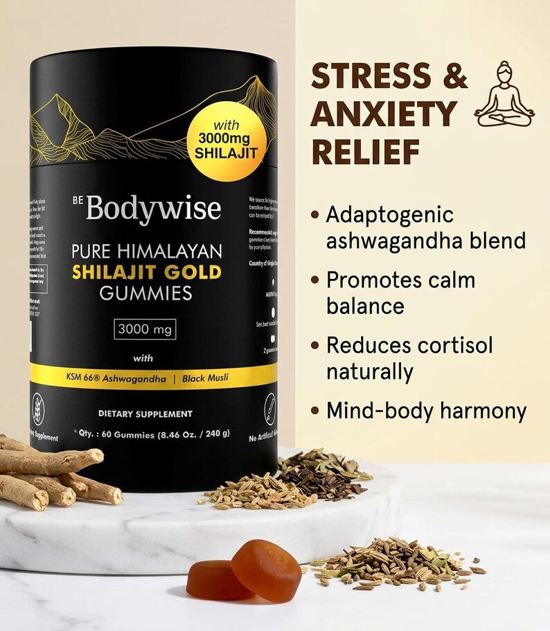 Pode incluir: Um recipiente cil&iacute;ndrico preto de Bodywise Pure Himalayan Shilajit Gold Gummies, um suplemento diet&eacute;tico. O r&oacute;tulo inclui texto sobre al&iacute;vio do estresse e ansiedade, com ingredientes-chave como Ashwagandha. O recipiente cont&eacute;m 60 gomas, pesando 240 g.