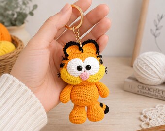 Llavero de Garfield de ganchillo, peluche de Garfield hecho a mano, muñeco amigurumi de Garfield, lindo colgante de gato para mochila, regalo de ganchillo para colgar en el coche