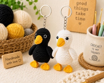 Llavero de pato de ganchillo, colgante de pato hecho a mano para bolso, lindo pato colgante para coche, peluche de pato amigurumi, regalo de llavero de animal de ganchillo