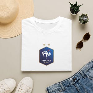 France Football Crest T-Shirt | French Soccer FFF Emblem Bild 4