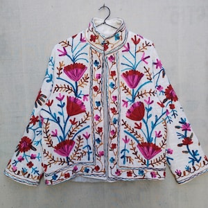 Hand Embroidered Women TNT Jacket, Floral Pattern, Handmade Vintage Embroidery Coat, Ethnic Gypsy Women Outfit