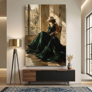 Cuadro de mujer elegante con vestido verde, retrato de estilo impresionista para pared, decoración de interiores parisina con un toque melancólico, arte sofisticado para el hogar.