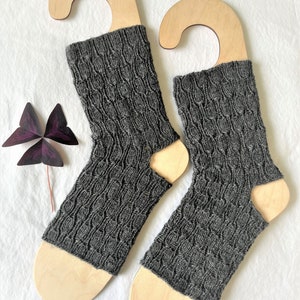 Yoga Socks, PDF PATTERN ONLY, toeless socks, dance socks image 4