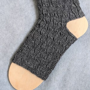 Yoga Socks, PDF PATTERN ONLY, toeless socks, dance socks image 5