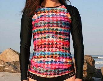 Rash Guard ‘KIANA TRIANGLE’ Style by Nalu Tribe