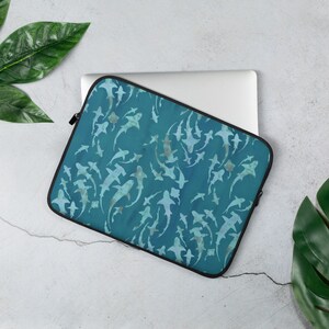 Sharky Aqua Lap Top Sleeve image 2