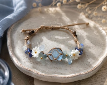 Bracelet fleur en cristal bleu : bijoux cordon tressé réglable