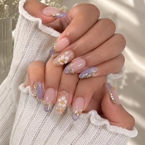 Press On Nails: Bridal Almond, Gold Leaf, Vintage Elegant Design