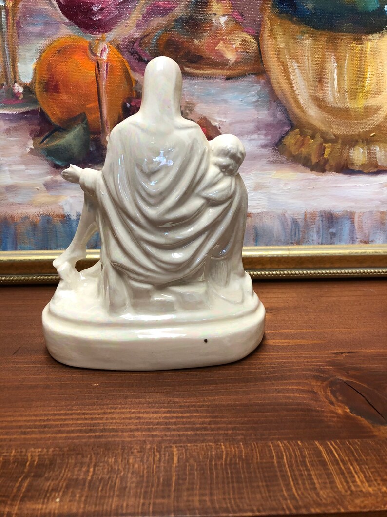 Collectible Vintage Pieta Statue Easter Decor Religious Statue Michelangelo/'s The Pieta Religious Gift
