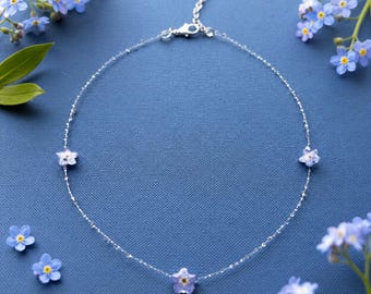 Real Flower Necklace with Forget-Me-Nots, Resin Flower Jewelry, Delicate Choker, Cottagecore Jewelry, Botanical Gift, Keepsake