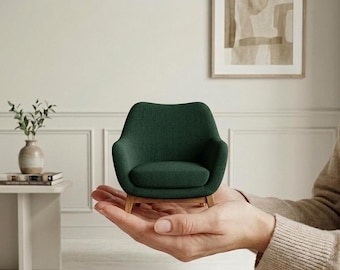 Miniatuur fauteuil uit het midden van de eeuw: schaal 1:12 groen gestoffeerd poppenhuis moderne kleine meubels