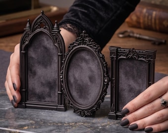 1:12 Scale Miniature Gothic Frames, Dollhouse Cathedral Mirror STL, Dark Academia Decor