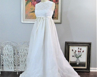 Vintage 1960's Wedding Dress