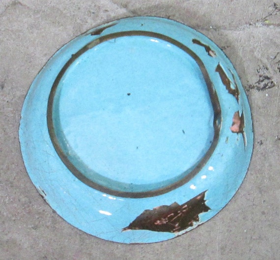 Antique Chinese Enamel Dish - image 2