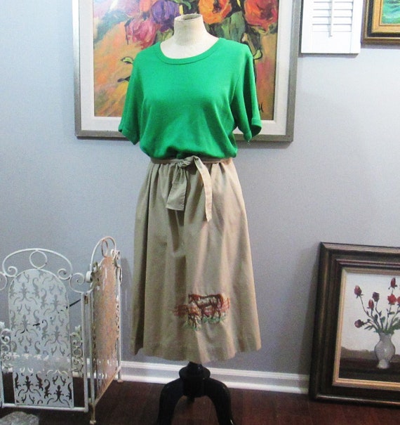 Vintage 1970's Horse Embroidered Dress Gem