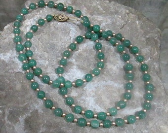 Vintage Green Jade Bead Necklace