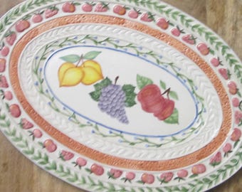 Vintage Strata Group Fresh N' Fruity Platter