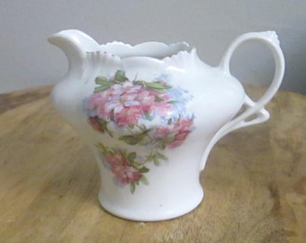 Jarra de crema antigua con estampado floral bávaro estilo Cottage Core