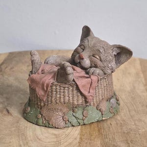 Vintage Tim Wolfe "Amanda" Kitten Figurine, 1993