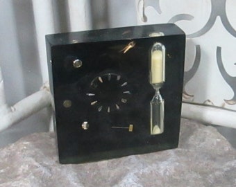 Vintage Lucite Hour Glass Timer