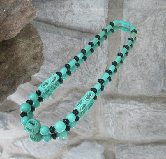 Vintage 1930's Aqua & Black Bead Necklace - image 1